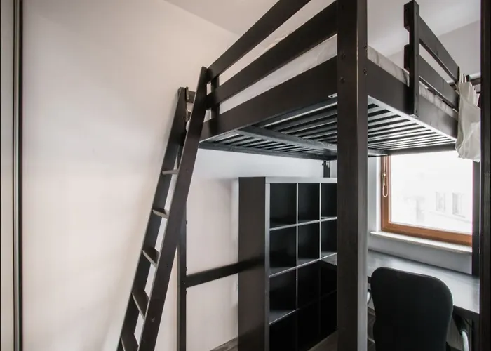 P&O Serviced Apartments Goclaw